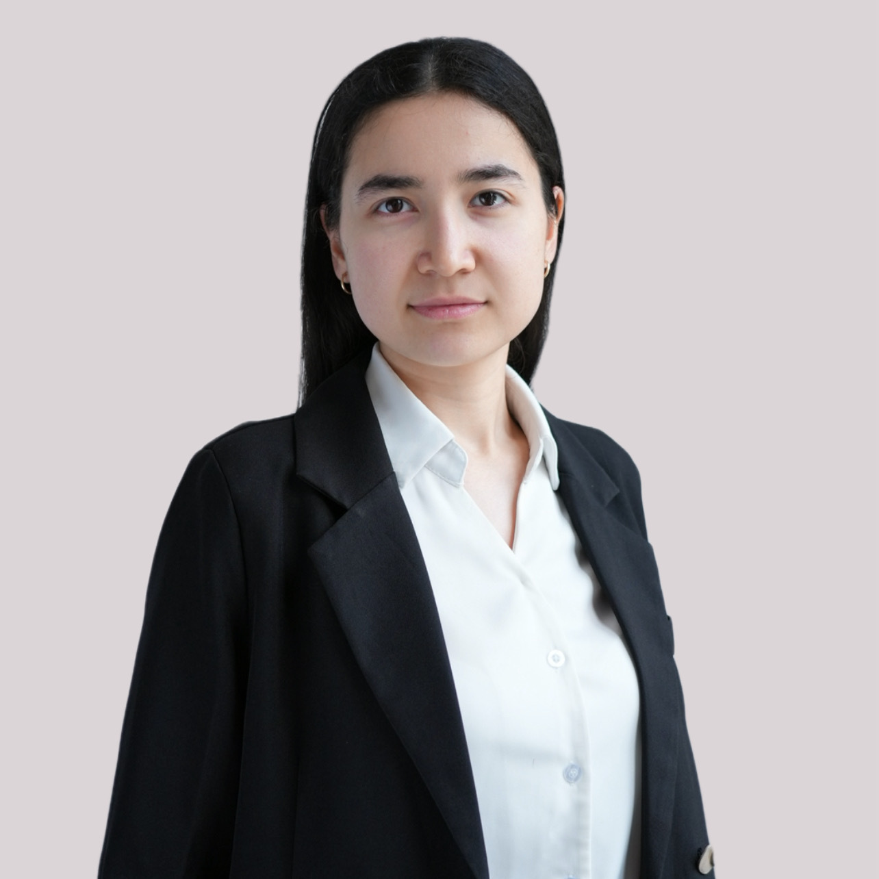 Малика Узганбоева